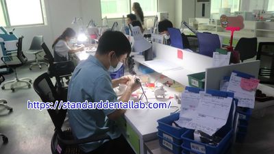 Standard Dental Lab Co., Limited linha de produção do fabricante